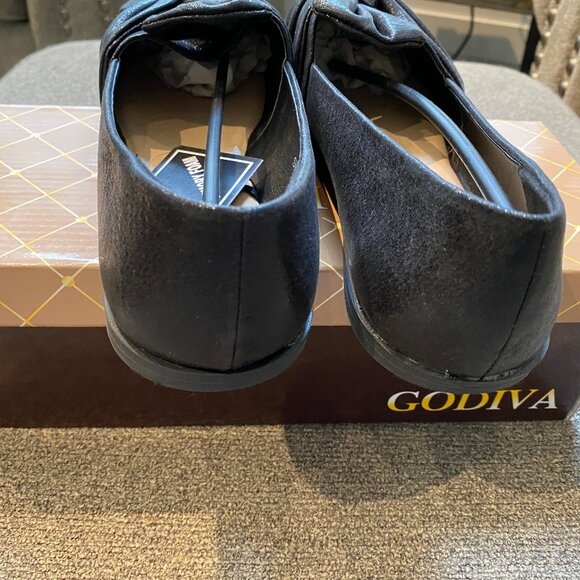 Godiva Metallic Black Flats 8 New In Box - Picture 4 of 9
